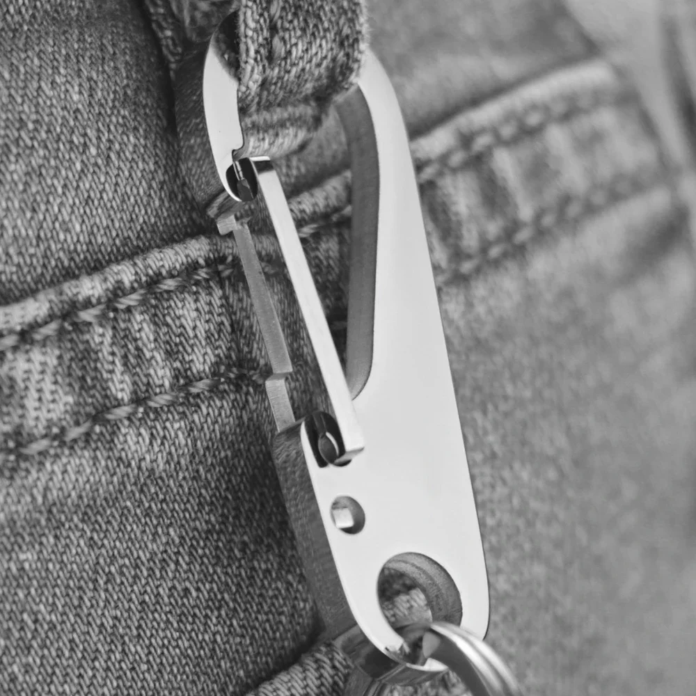 Брелок из нержавеющей стали 30 – обзор и цена Men Accessories In Silver